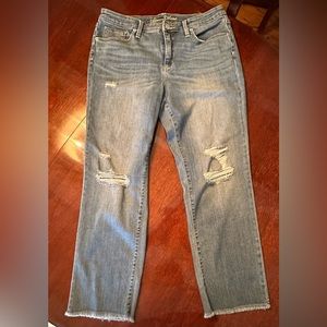 Universal Thread Crop Jeans